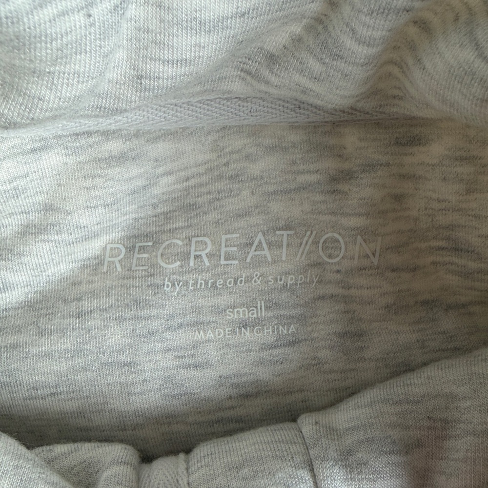 Recreation by Thread & Supply Vest - Picture 2 of 3